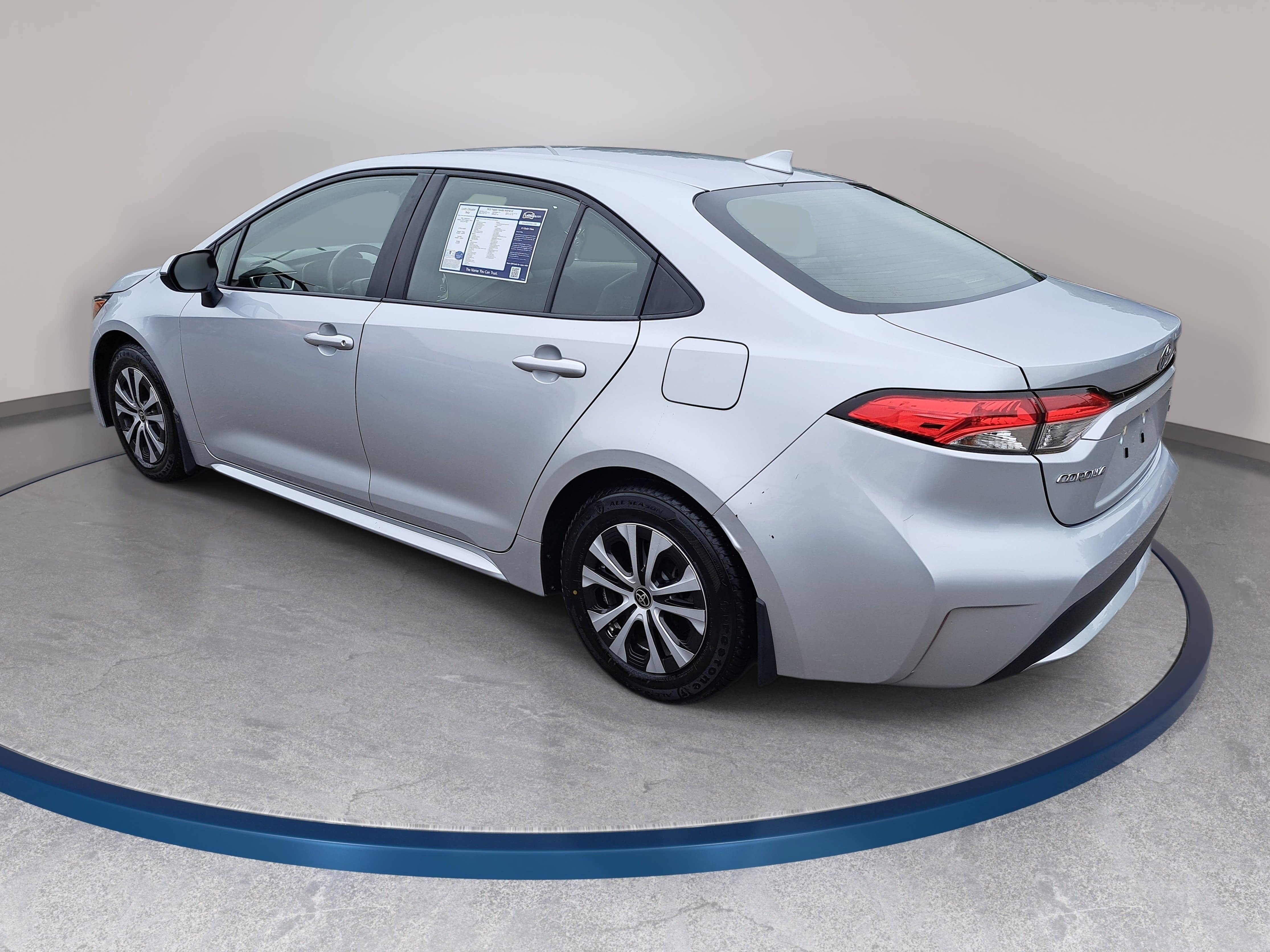 Used 2022 Toyota Corolla LE w/ Premium Interior Package FWD image 7