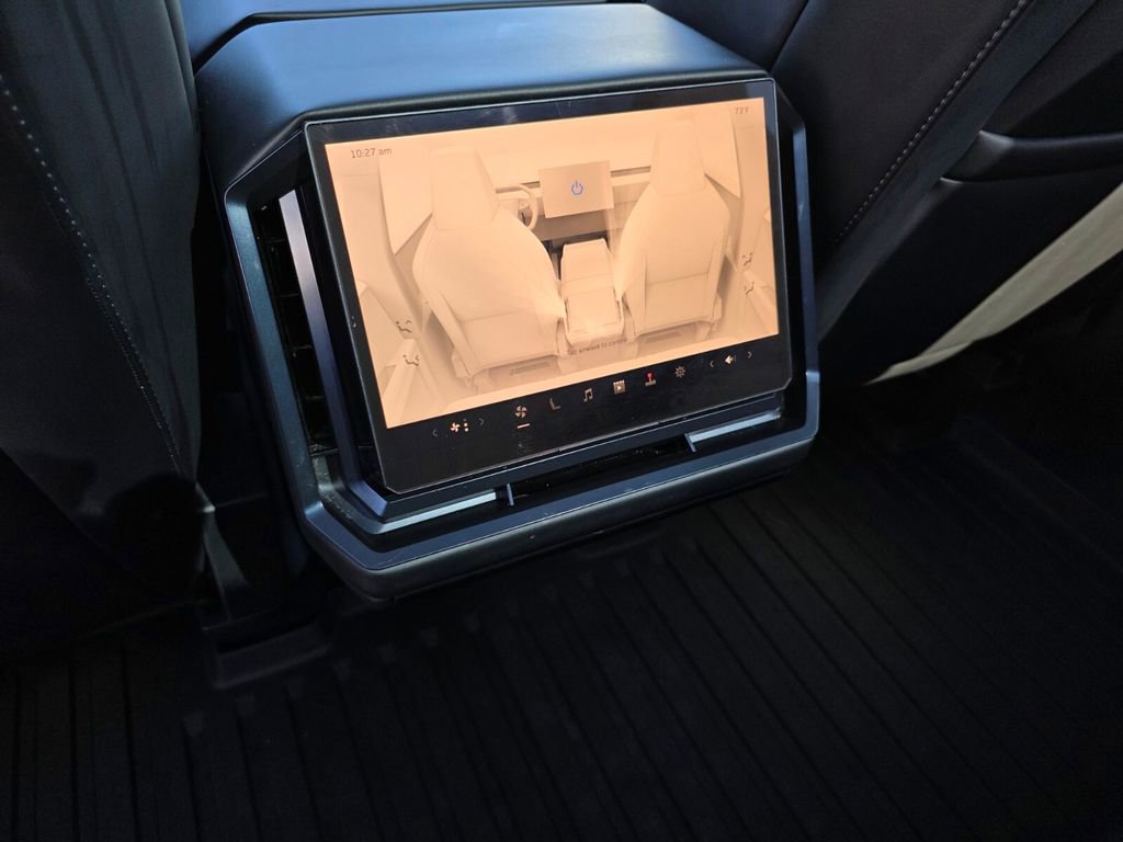 Used 2024 Tesla Cybertruck AWD Crew Cab image 17