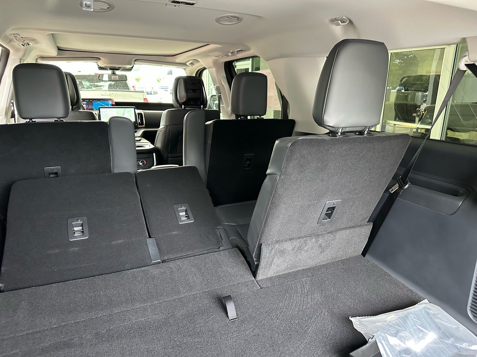 New 2027 Ford Expedition Max Active RWD image 24