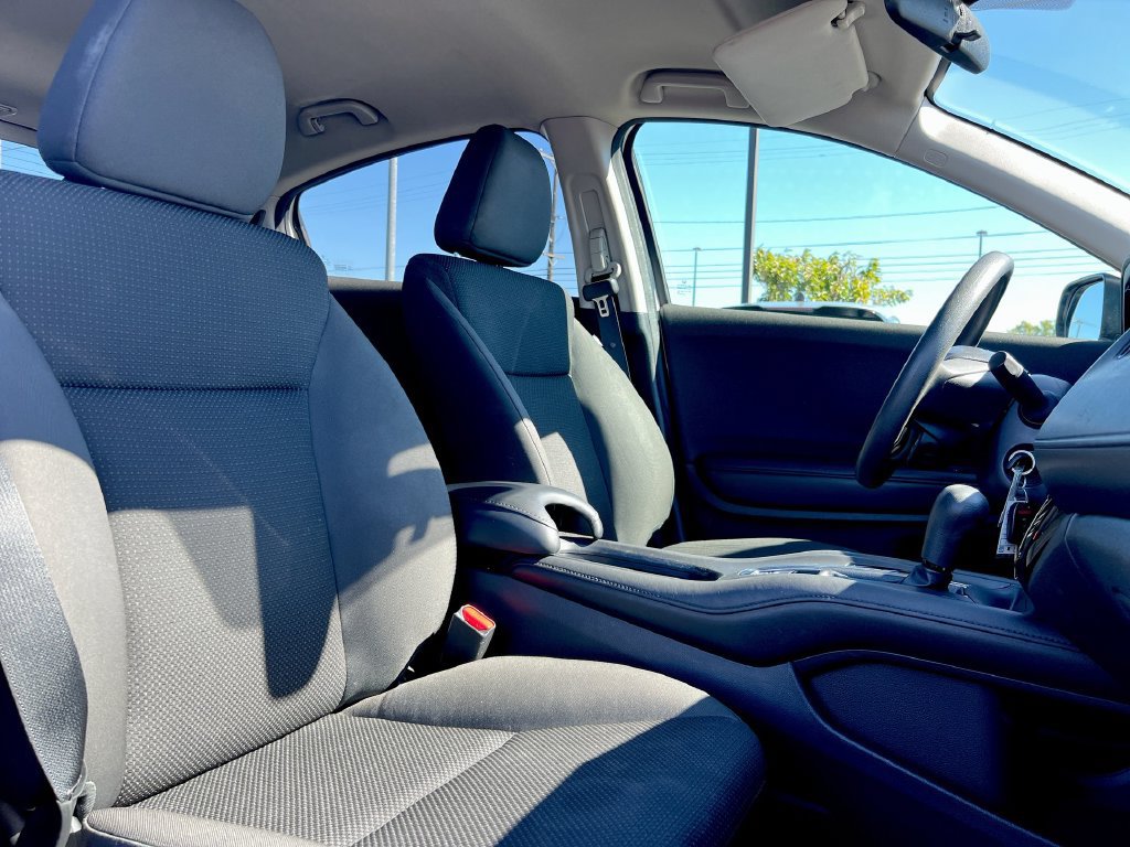 Used 2019 Honda HR-V LX image 21