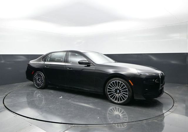 Used 2025 BMW 760i xDrive w/ Executive Package