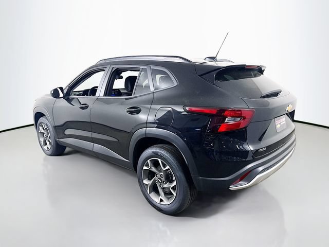 New 2026 Chevrolet Trax LT w/ LT Convenience Package FWD image 8