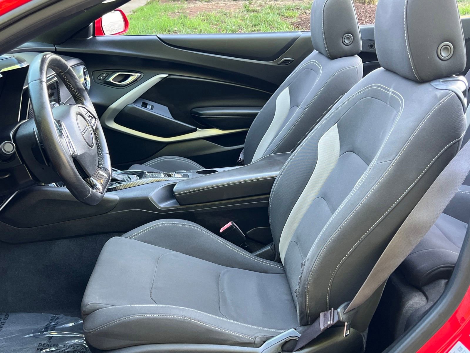 Used 2017 Chevrolet Camaro SS RWD image 15