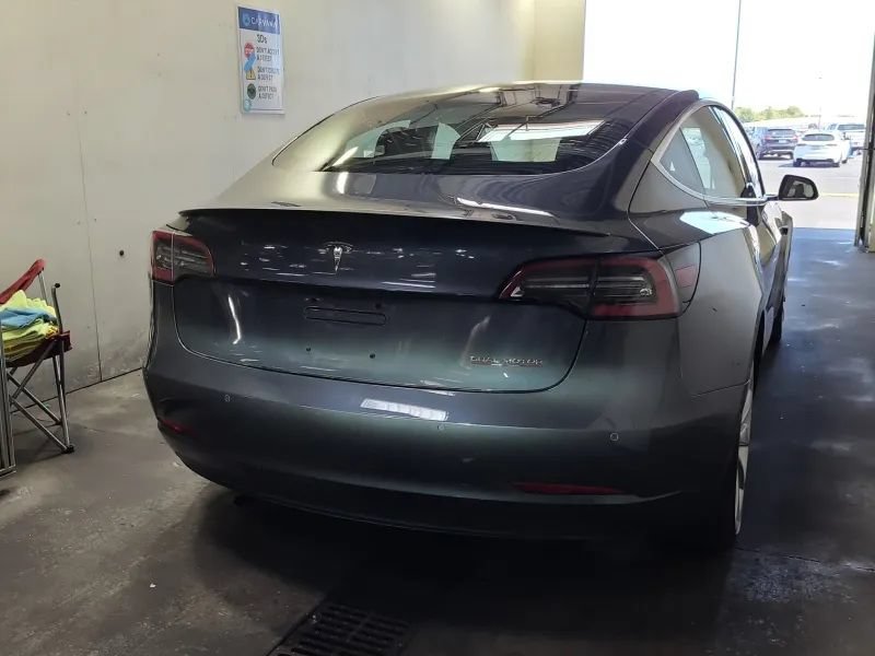 Used 2018 Tesla Model 3 Performance AWD/4WD image 3