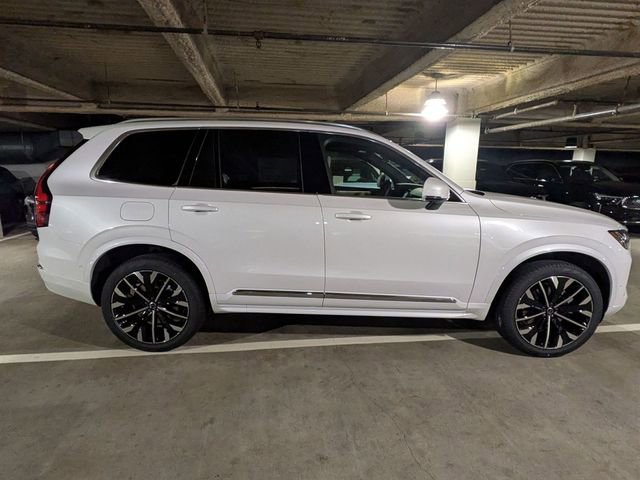 New 2026 Volvo XC90 B6 Plus w/ Protection Package Premier image 2