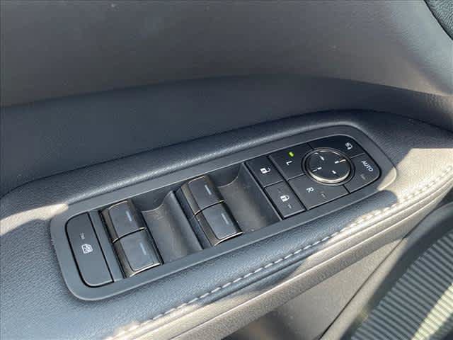 Used 2025 Lexus RX 350 Premium w/ Accessory Package (Z1) FWD image 17