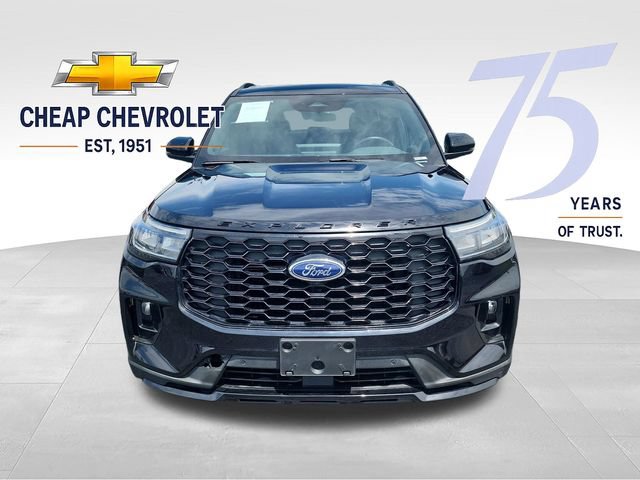 Used 2025 Ford Explorer ST-Line AWD/4WD image 8
