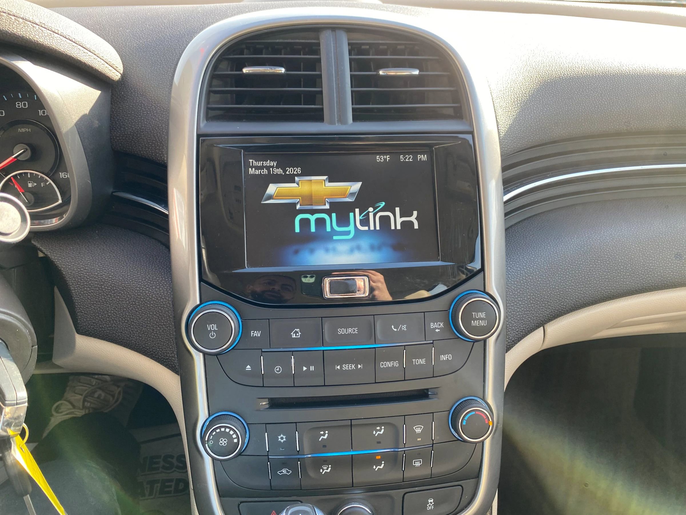 Used 2015 Chevrolet Malibu LT w/ Power Convenience Package FWD image 18