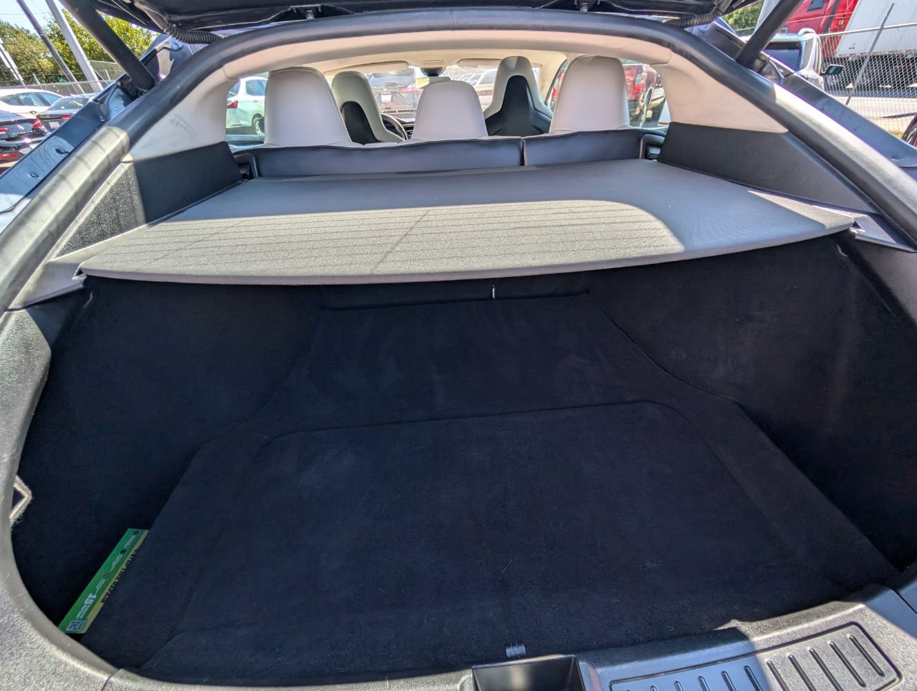 Used 2015 Tesla Model S 60 RWD image 19