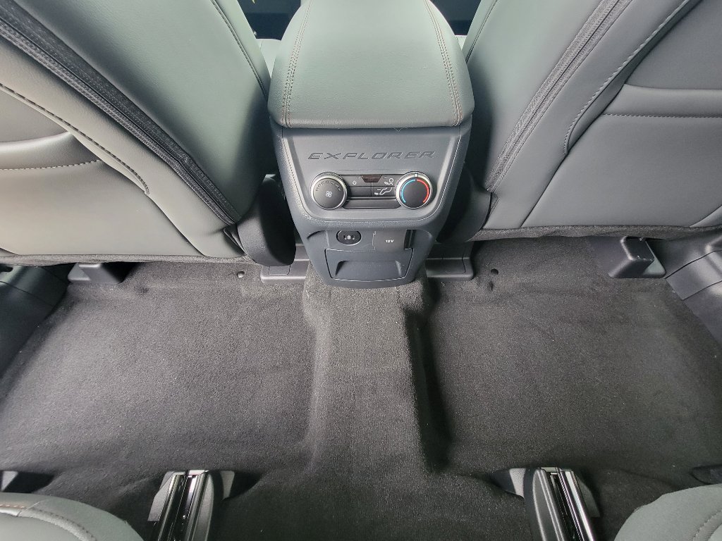 New 2026 Ford Explorer Active image 33