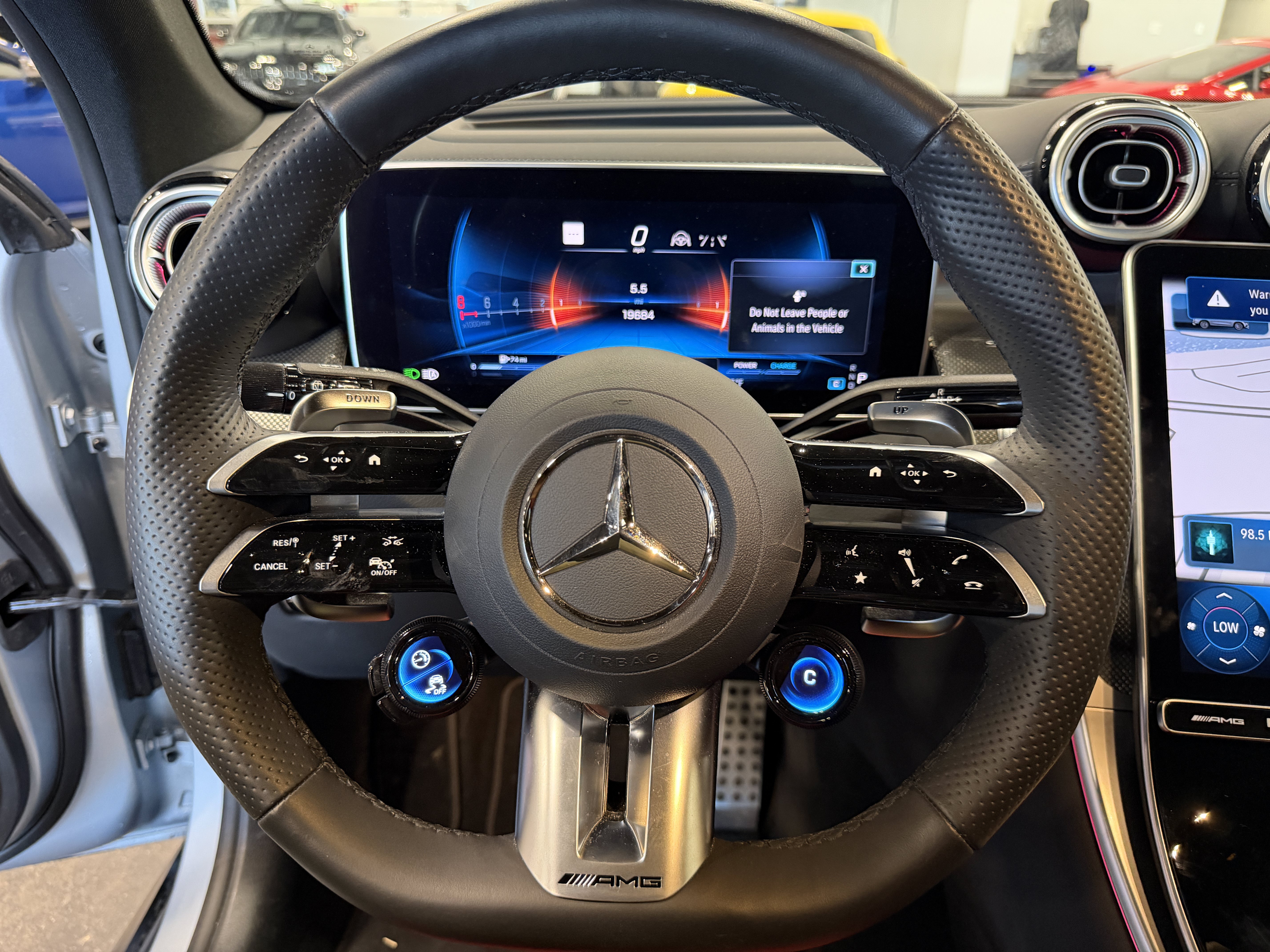 Used 2024 Mercedes-Benz GLC 43 AMG 4MATIC image 16