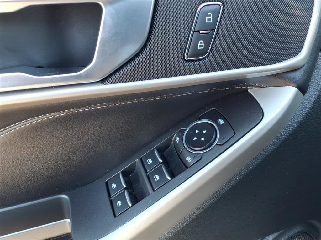 Used 2023 Ford Explorer XLT w/ Equipment Group 202A image 20