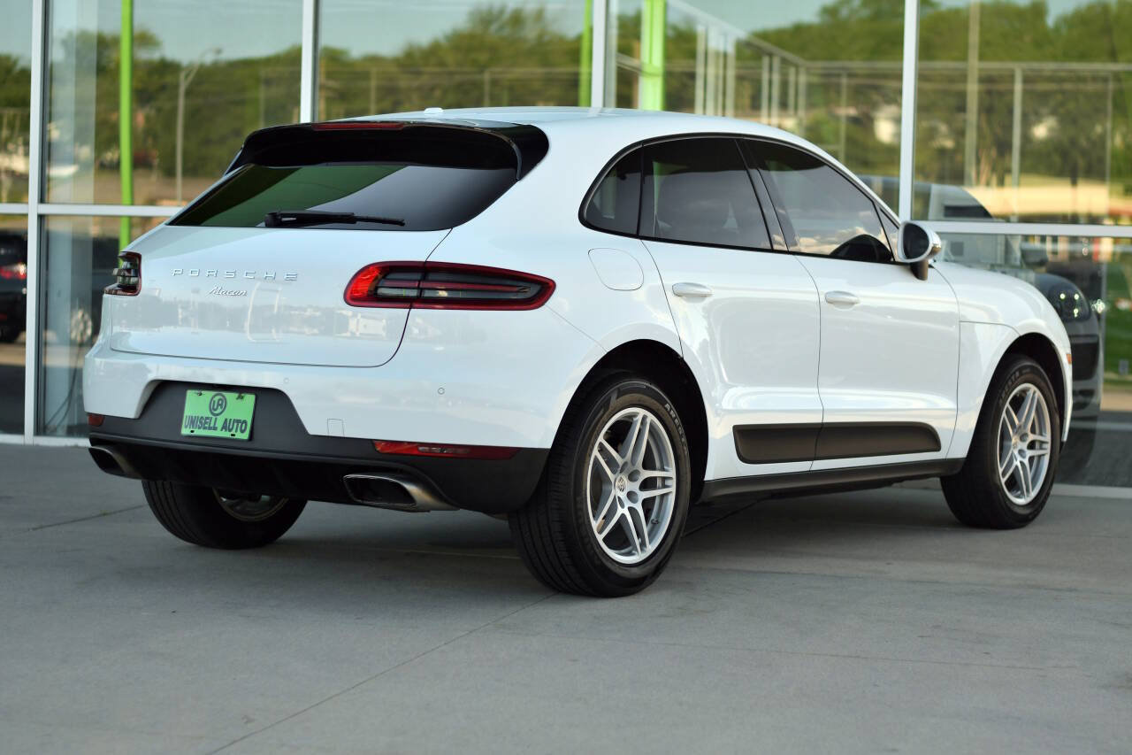 Used 2017 Porsche Macan AWD/4WD image 9