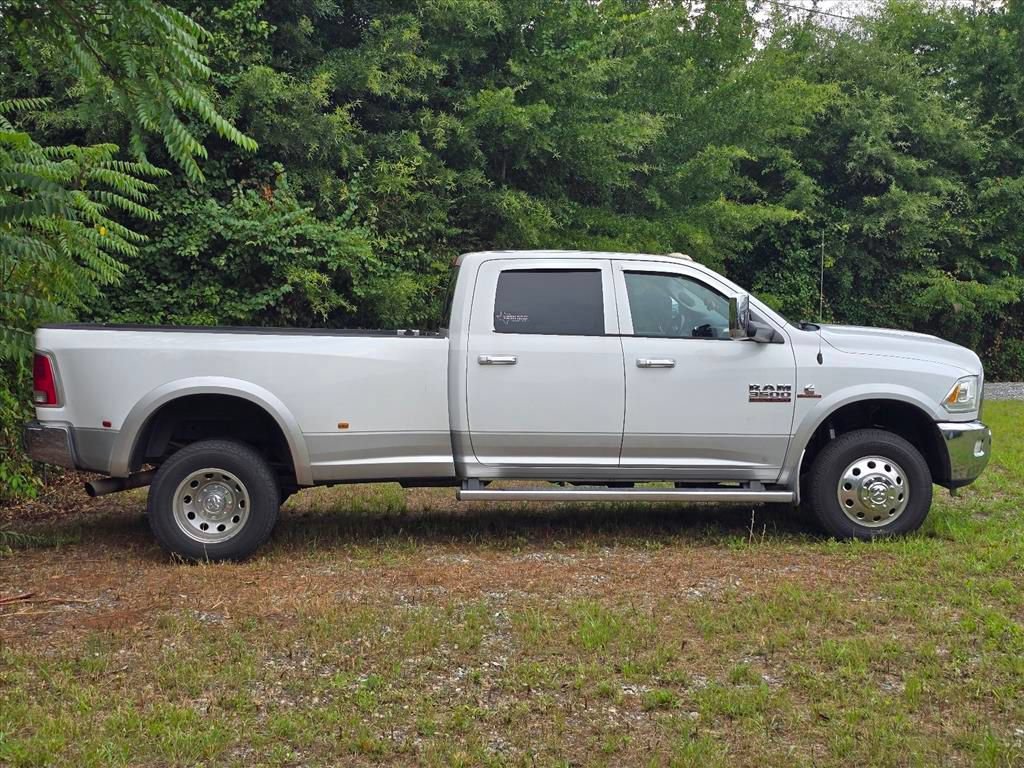 Used 2015 RAM 3500 Laramie AWD/4WD image 10
