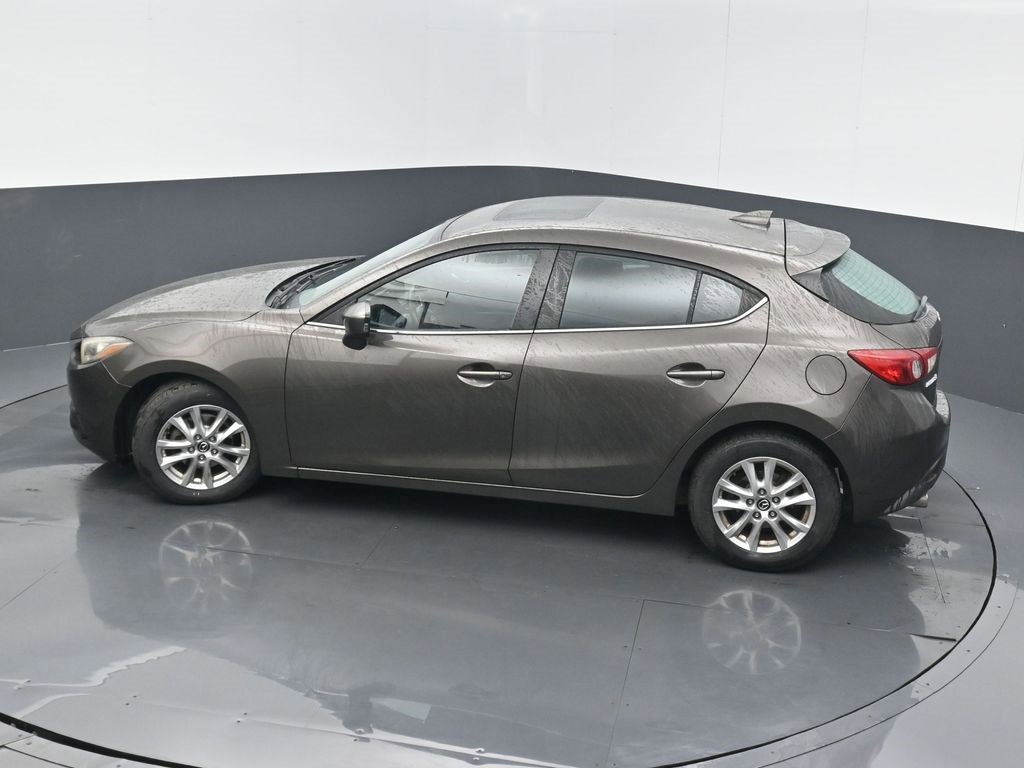 Used 2016 MAZDA MAZDA3 i Touring w/ Popular Equipment Package image 38