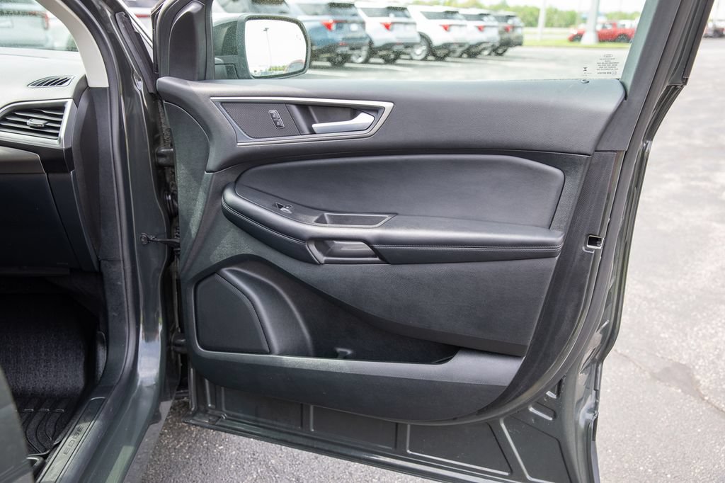 Used 2023 Ford Edge SEL AWD/4WD image 20