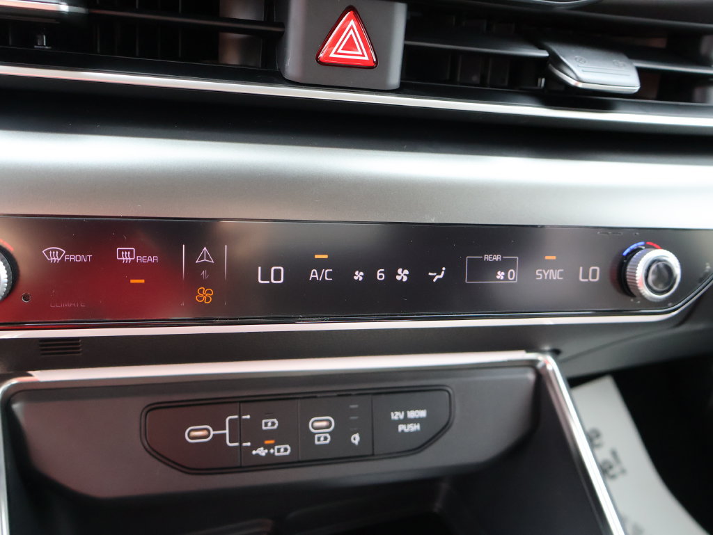 New 2027 Kia Carnival SX FWD image 33