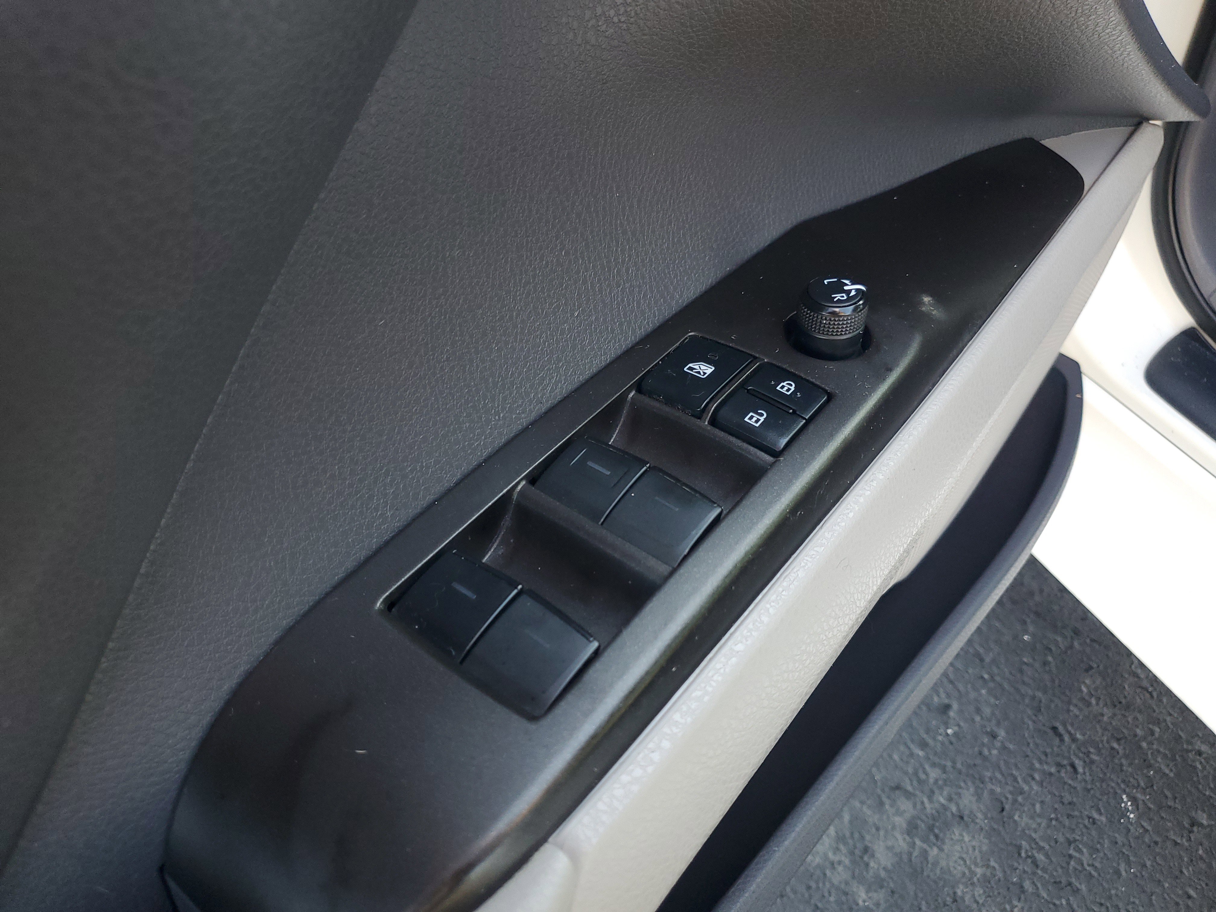 Certified 2022 Toyota Camry LE w/ Convenience Package image 15