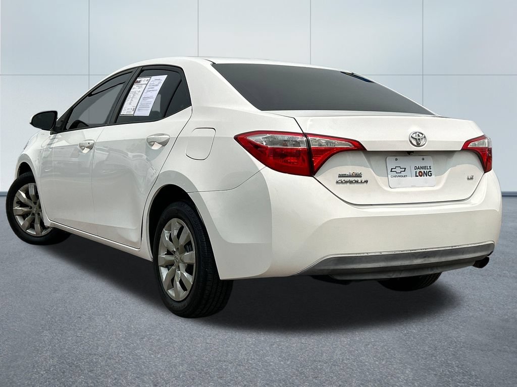 Used 2015 Toyota Corolla LE FWD image 31