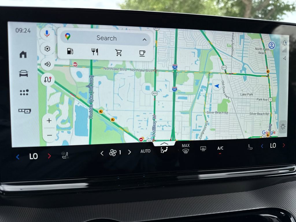 New 2026 Ford Expedition Active RWD image 9