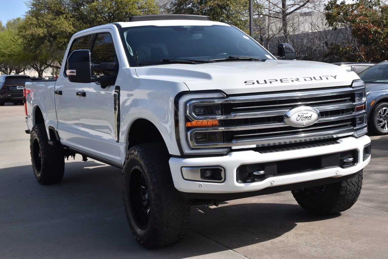 Used 2024 Ford F250 Limited w/ FX4 Off-Road Package image 4
