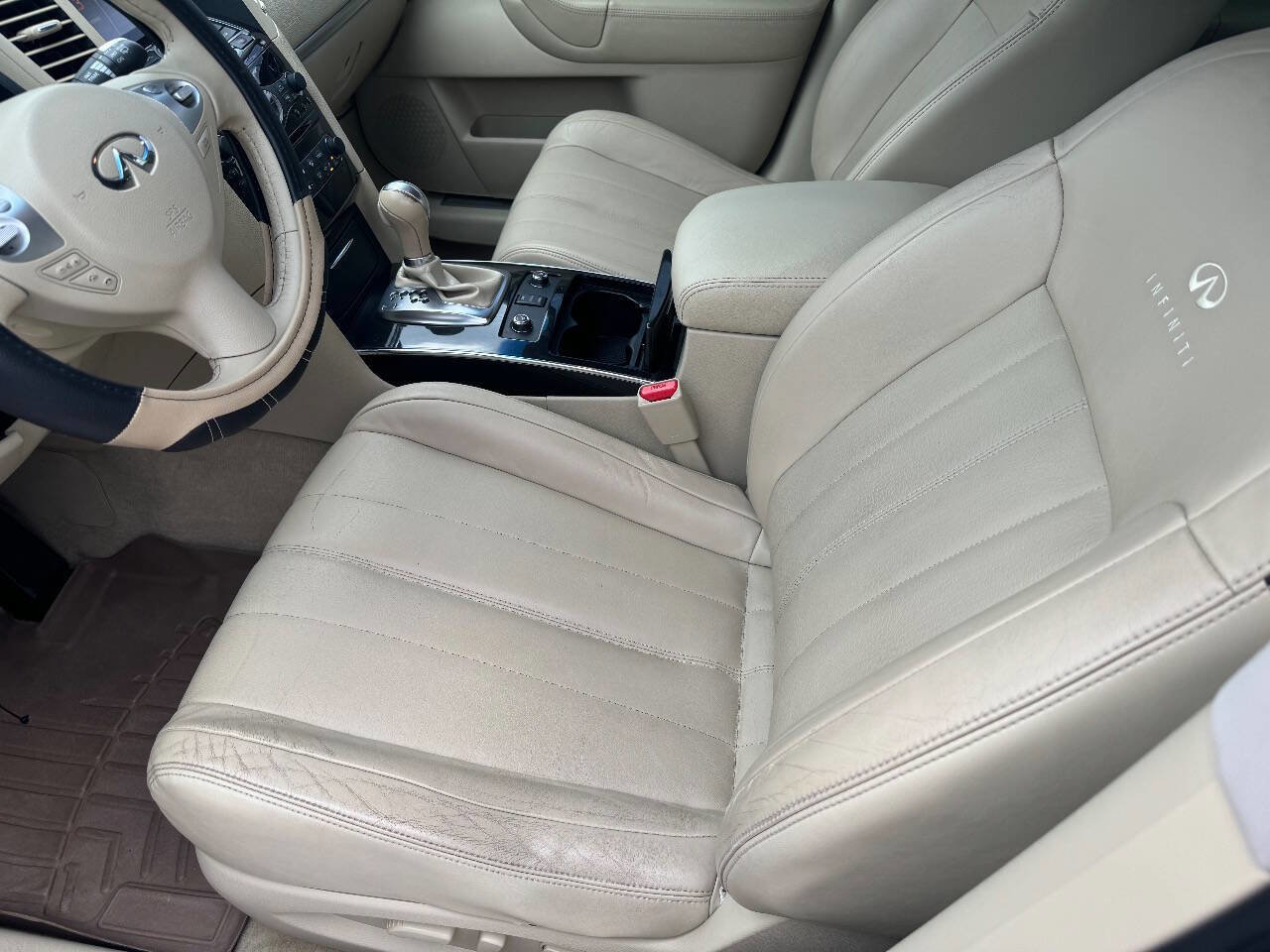 Used 2014 INFINITI QX70 Base 4dr SUV (3.7L V6) image 11