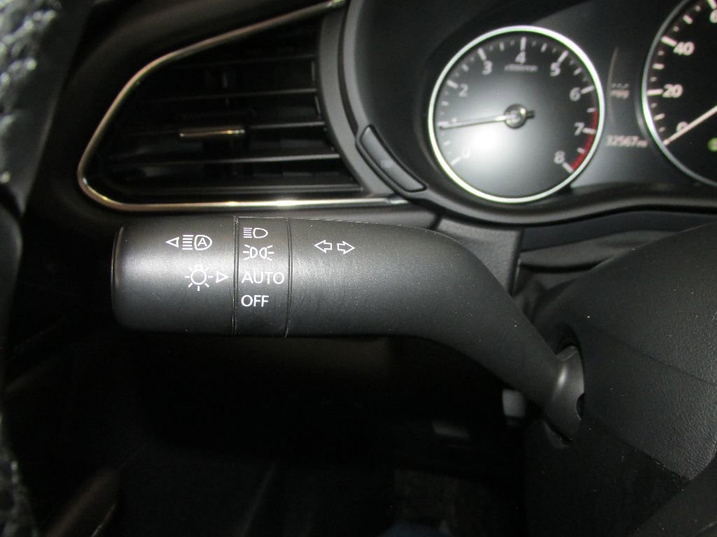 Used 2024 MAZDA CX-30 AWD 2.5 S w/ Premium Package image 19