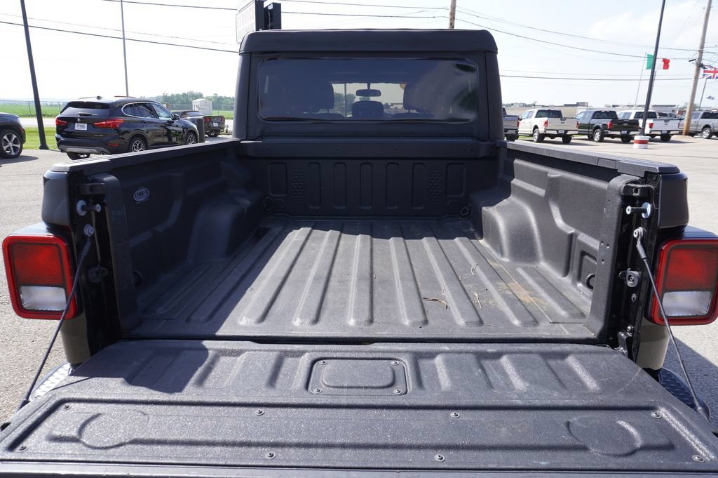Used 2021 Jeep Gladiator Sport AWD/4WD image 27