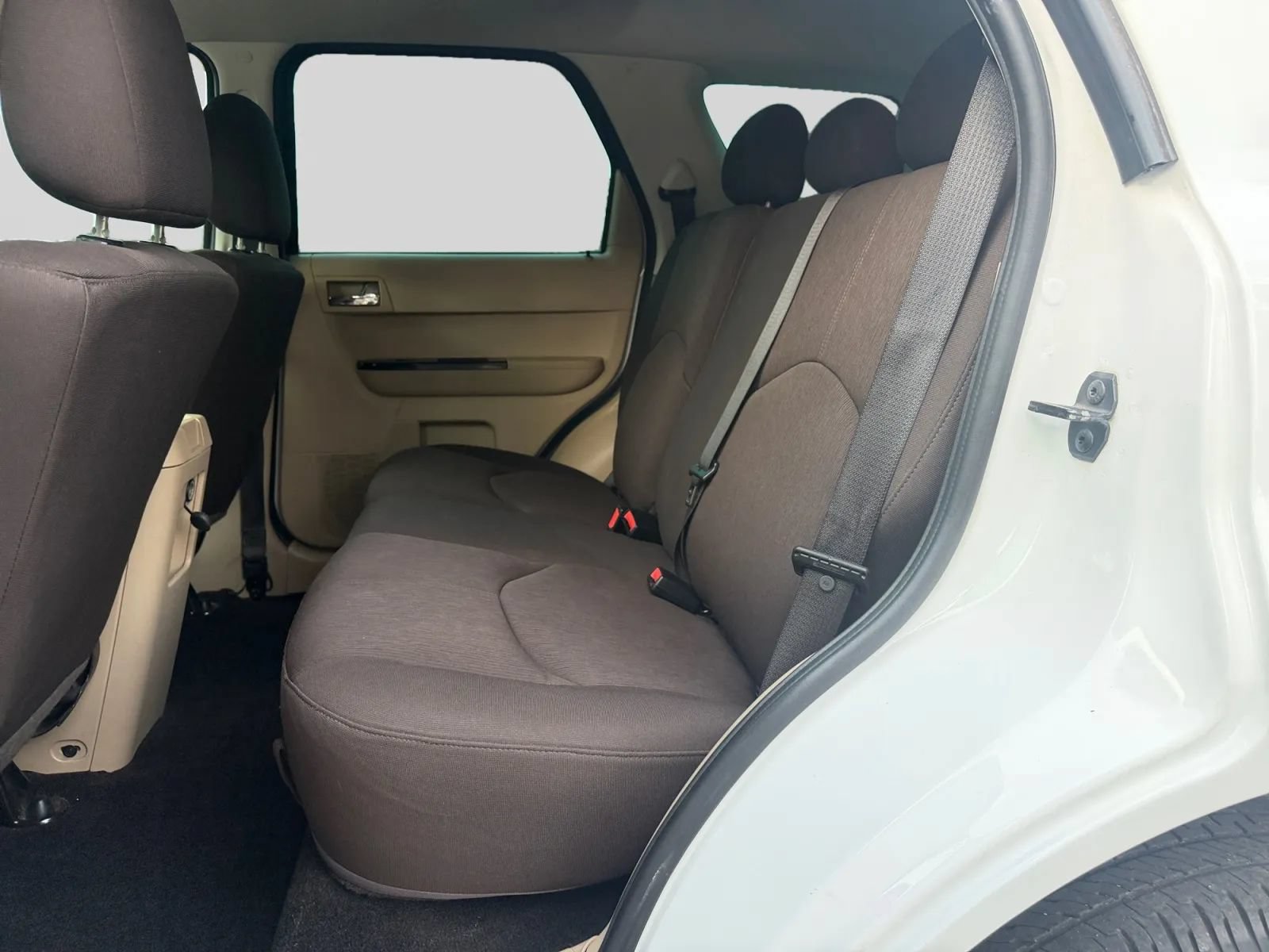 Used 2008 MAZDA Tribute i Sport FWD image 13