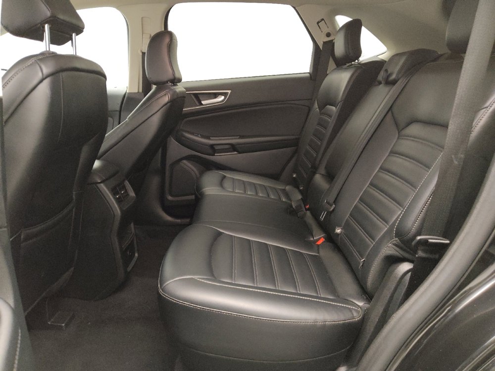 Used 2023 Ford Edge SEL image 18