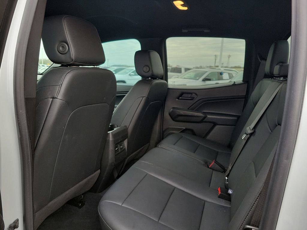 Used 2025 Chevrolet Colorado Trail Boss image 9