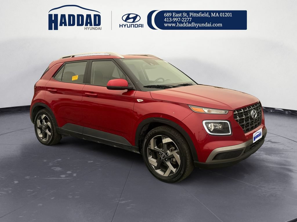 Certified 2022 Hyundai Venue Limited FWD image 7