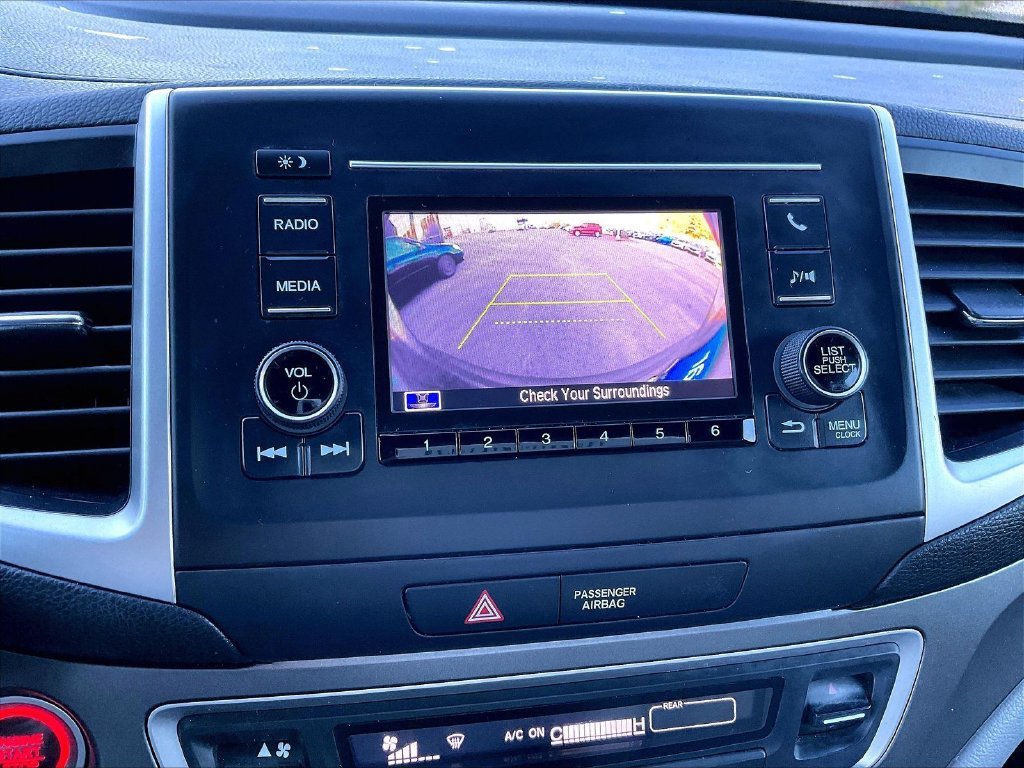 Used 2018 Honda Pilot LX image 20