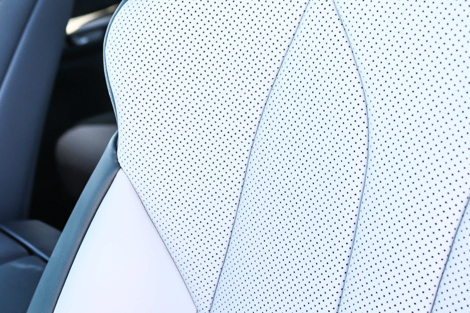 New 2026 Lexus TX 500h AWD image 27