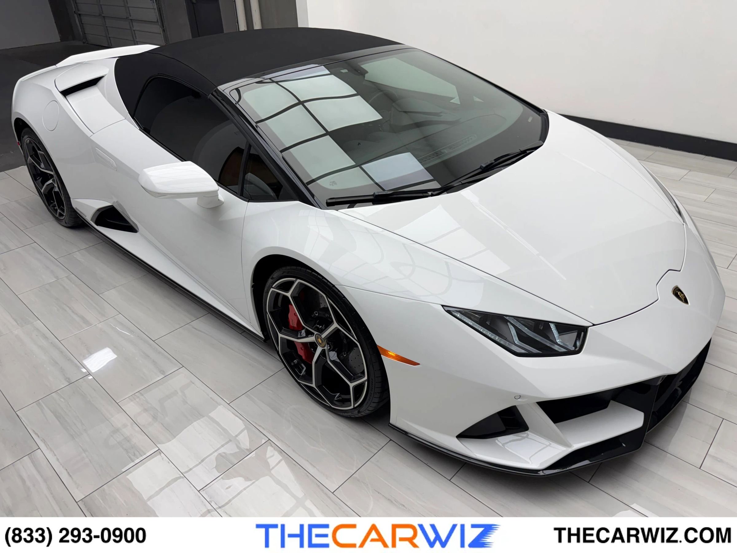 Used 2020 Lamborghini Huracan EVO image 95