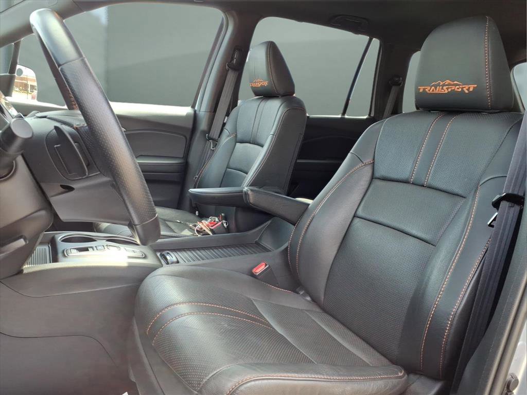 Used 2023 Honda Passport TrailSport image 19