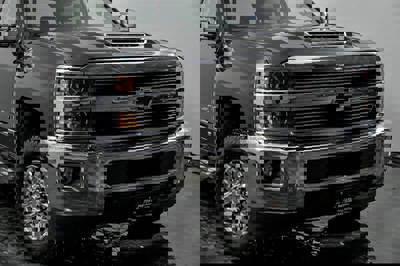 Used 2017 Chevrolet Silverado 2500 LTZ w/ Duramax Plus Package image 2