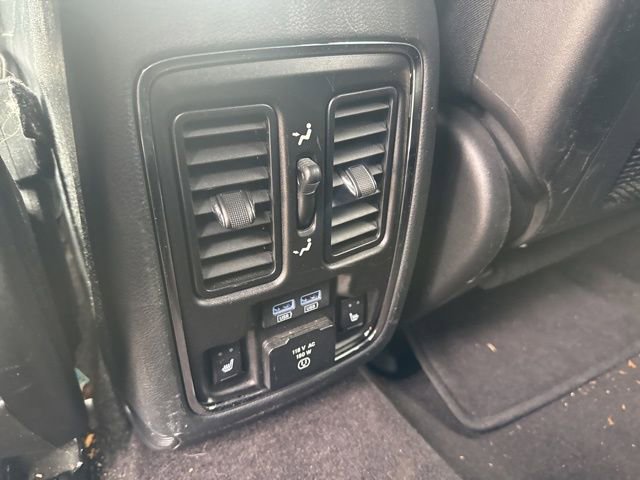Used 2018 Jeep Grand Cherokee Limited image 8