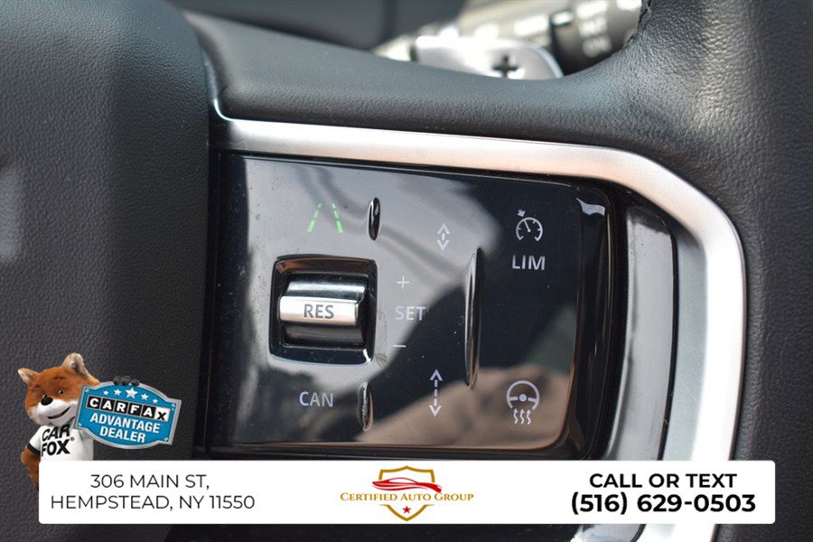 Used 2023 Land Rover Range Rover Evoque R-Dynamic SE AWD/4WD image 15