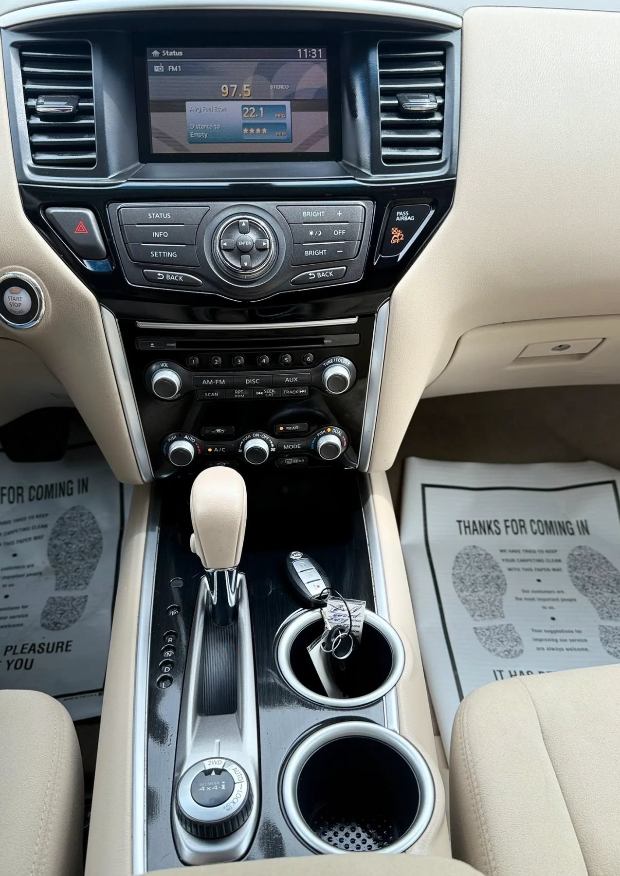 Used 2013 Nissan Pathfinder SV AWD/4WD image 21