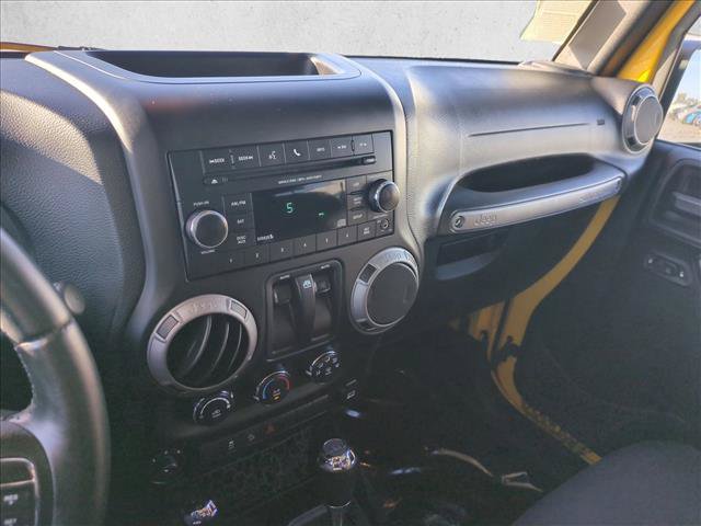 Used 2015 Jeep Wrangler Sport AWD/4WD image 13
