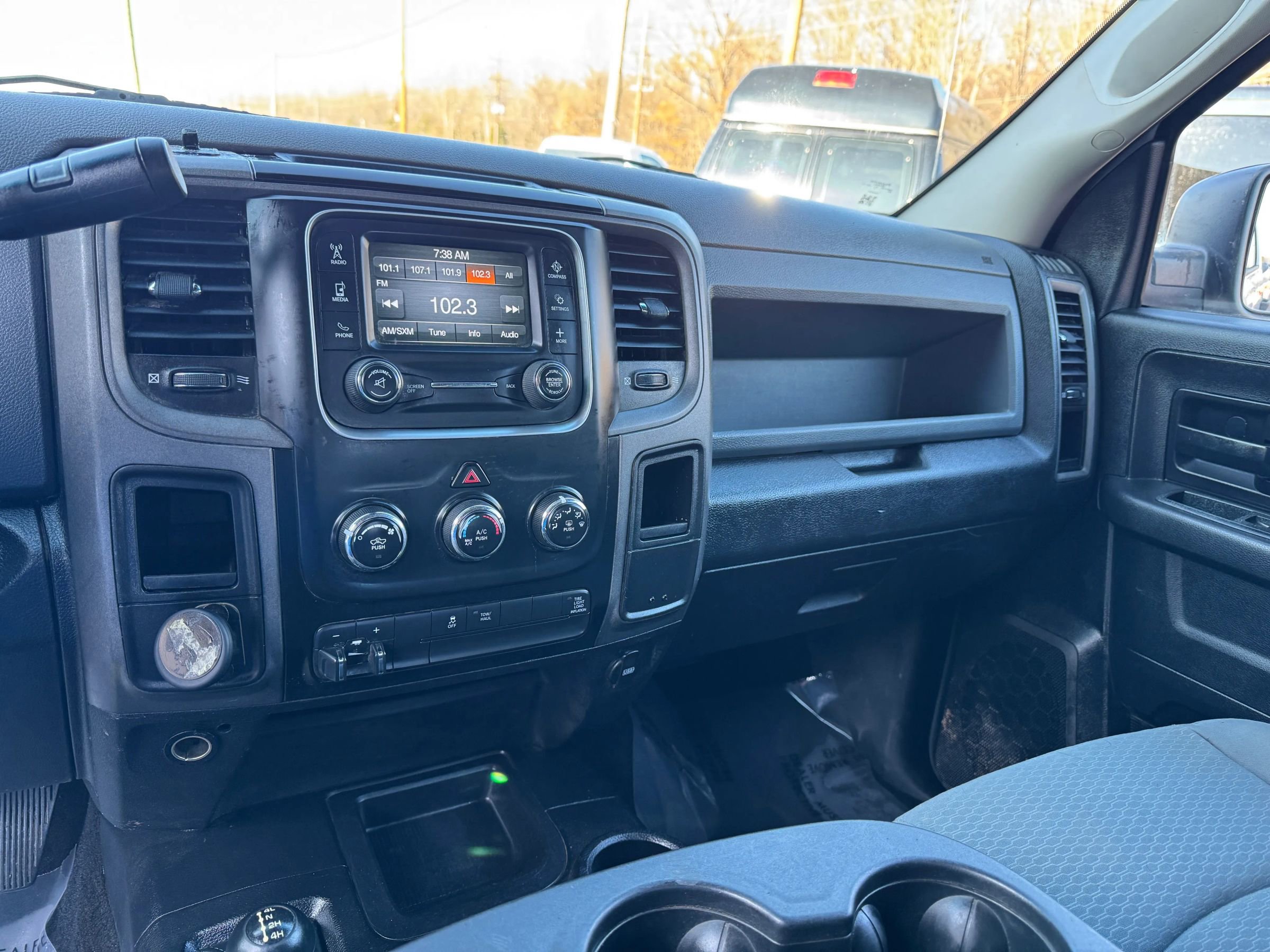Used 2013 RAM 2500 Tradesman w/ Chrome Appearance Group AWD/4WD image 17