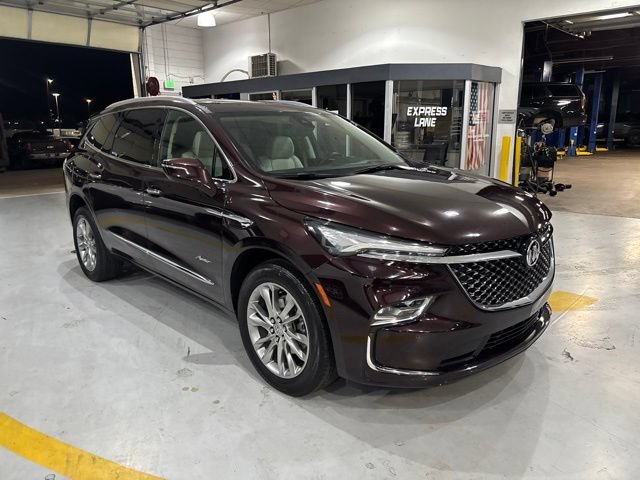 Used 2023 Buick Enclave Avenir w/ Avenir Technology Package AWD/4WD image 4