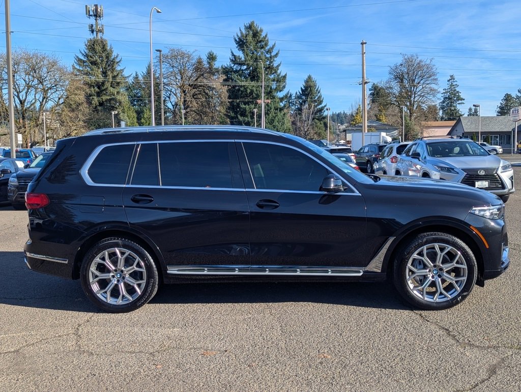 Used 2020 BMW X7 xDrive40i w/ Cold Weather Package image 6