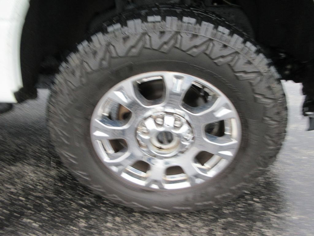 Used 2020 Ford F250 Lariat w/ Chrome Package AWD/4WD image 9