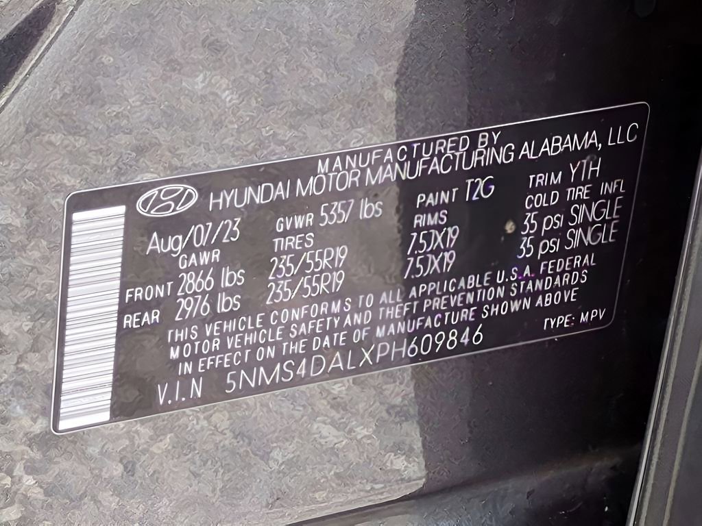 Used 2023 Hyundai Santa Fe Limited image 32