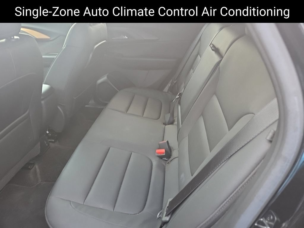 Used 2022 Chevrolet TrailBlazer ACTIV w/ Technology Package AWD/4WD image 13