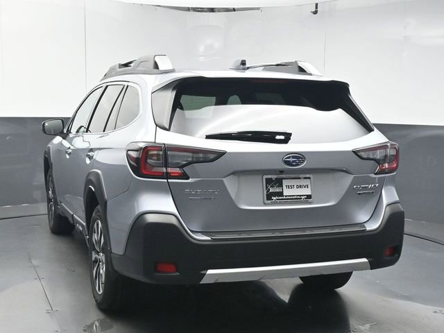 New 2025 Subaru Outback Touring w/ Popular Package #2 AWD/4WD image 6