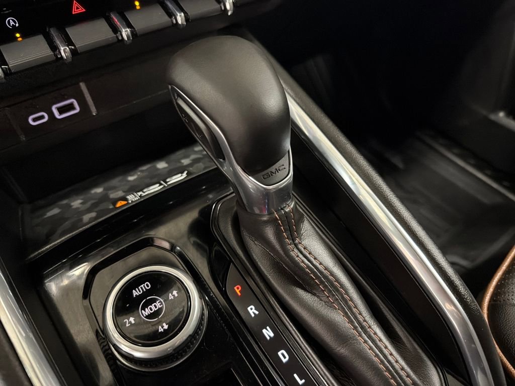 Used 2024 GMC Canyon AT4 w/ AT4 Premium Package image 26