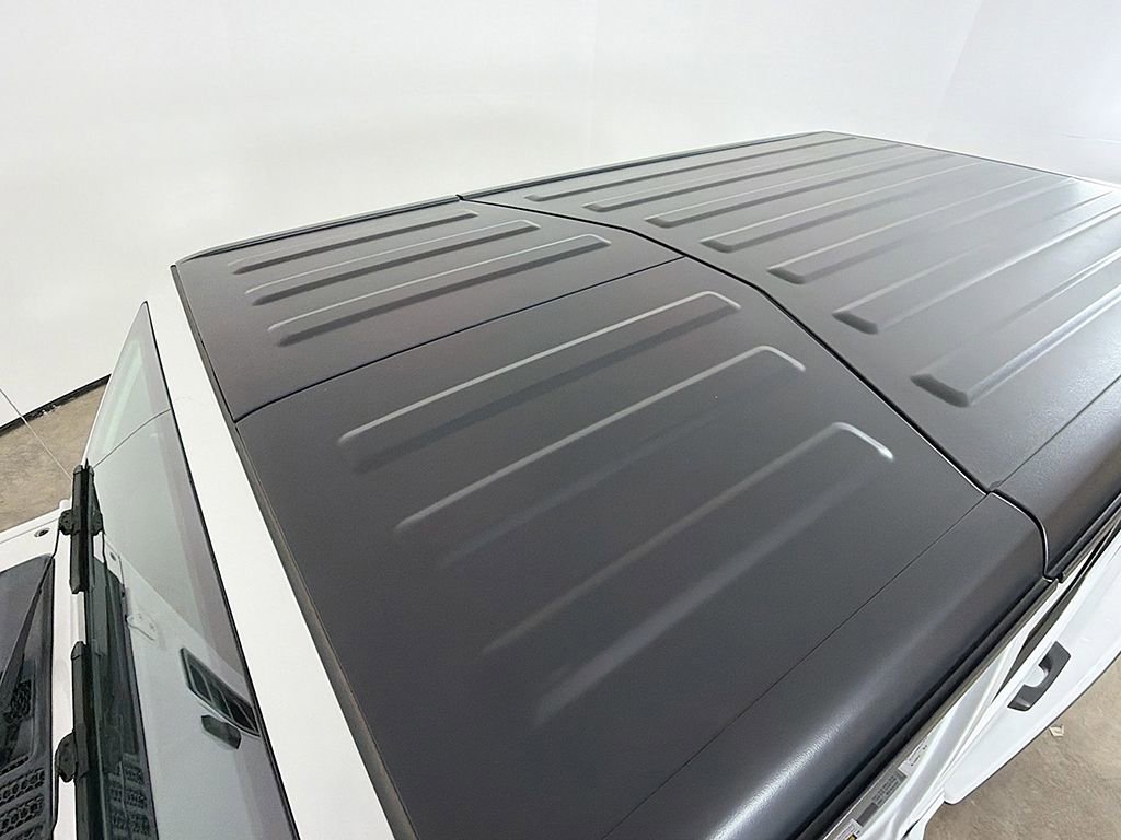 Used 2022 Jeep Wrangler Unlimited Rubicon w/ Cold Weather Group image 15